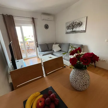 A&b Apartmán Biograd Na Moru